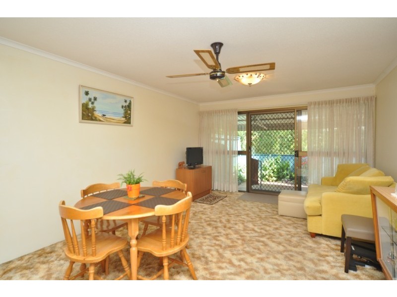 18/164 High Street, Southport QLD 4215