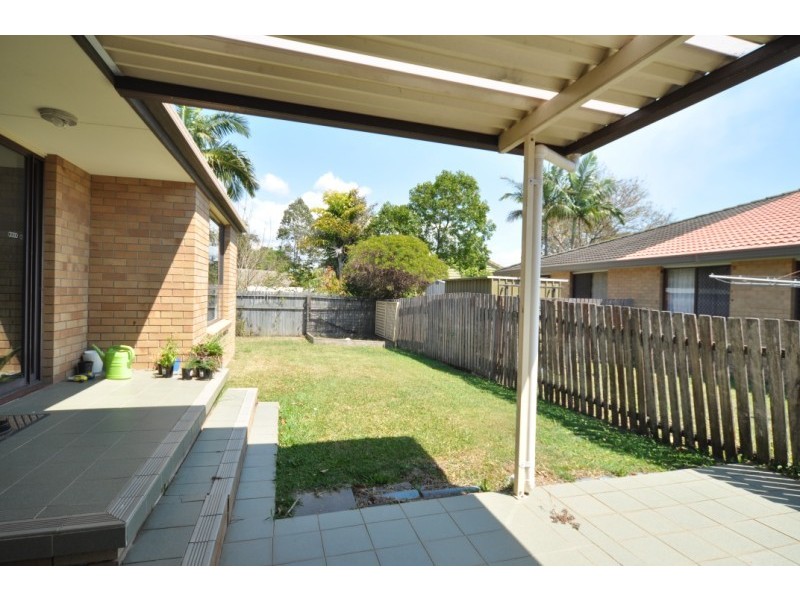 2/45 Government Road, Labrador QLD 4215