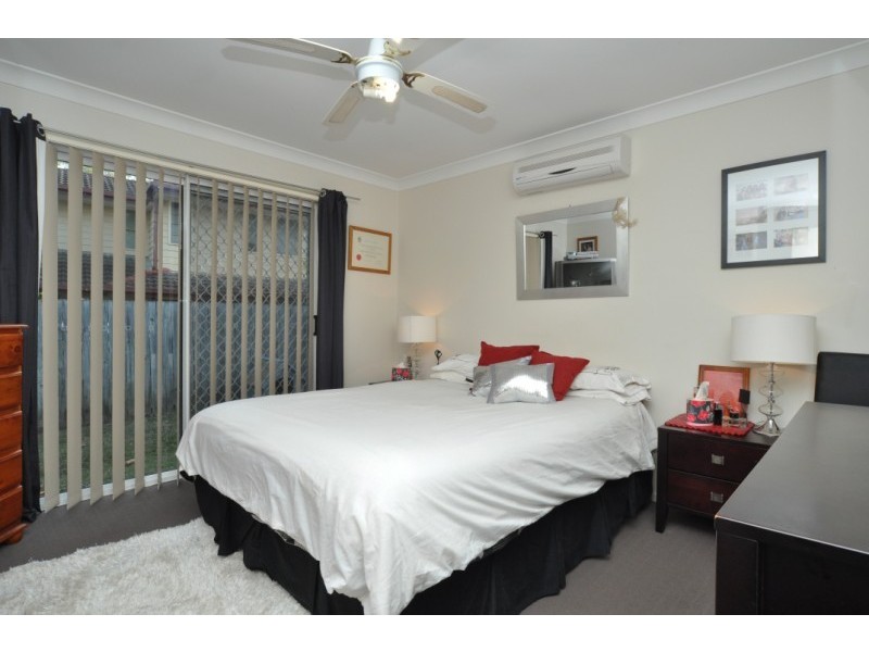 2/12 Calvary Court, Labrador QLD 4215
