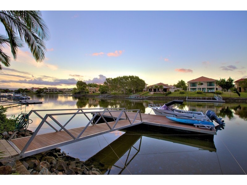 1033 Rosebank Way, Hope Island QLD 4212