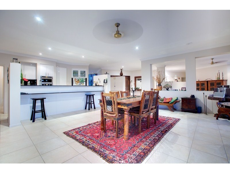 1033 Rosebank Way, Hope Island QLD 4212