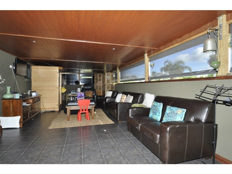 116 Wilson Street, Labrador QLD 4215