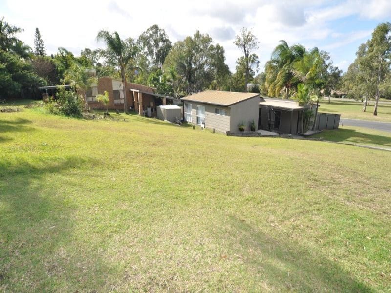 1 Finley Court, Helensvale QLD 4212