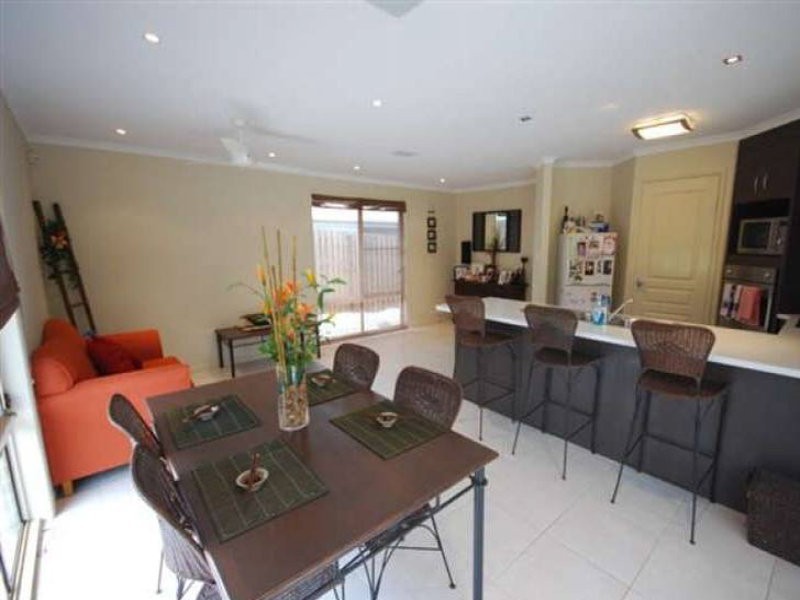 44 Codrington Circuit, Pacific Pines QLD 4211