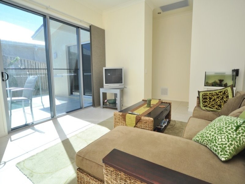 11 Garawarra Crescent, Upper Coomera QLD 4209