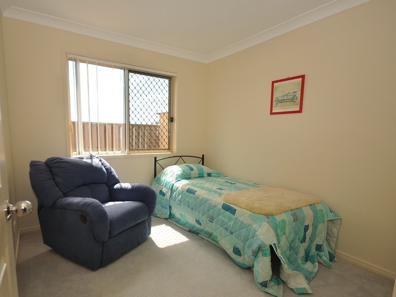 9 Buffalo Crescent, Pacific Pines QLD 4211