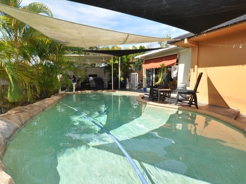 121 Discovery Drive, Helensvale QLD 4212