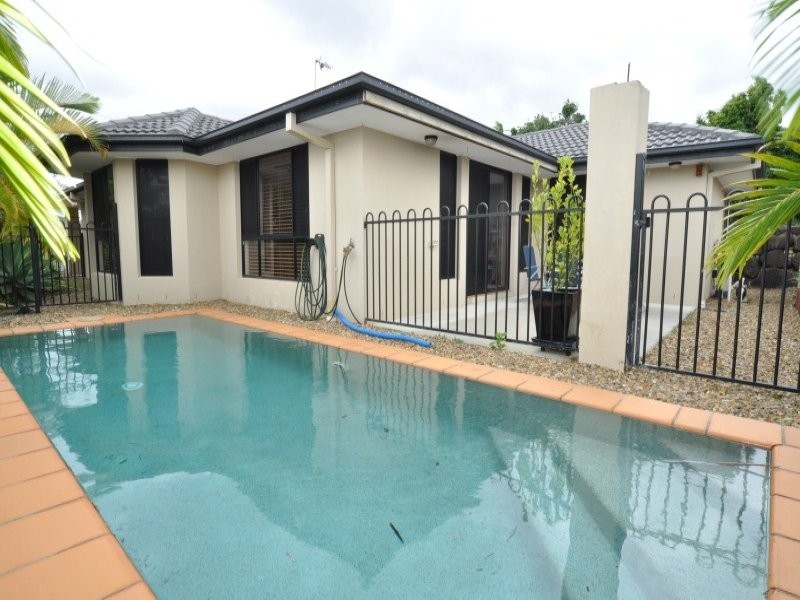 8 Brissendon Street, Maudsland QLD 4210