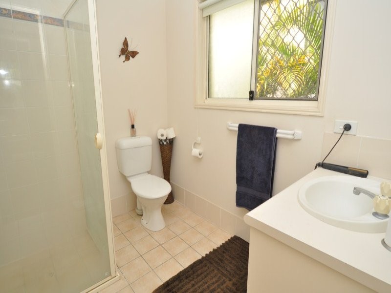 5 Duror Street, Pacific Pines QLD 4211
