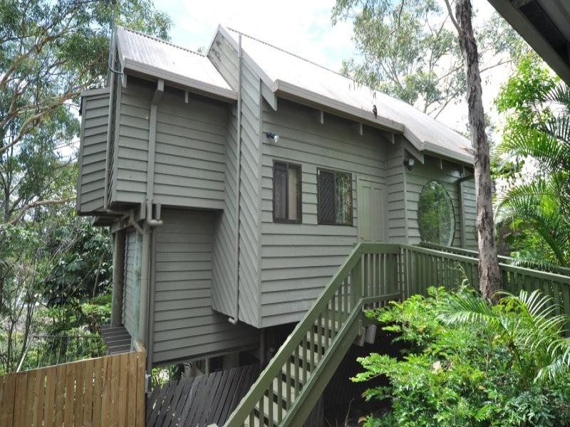 34 Ridgevale Drive, Helensvale QLD 4212