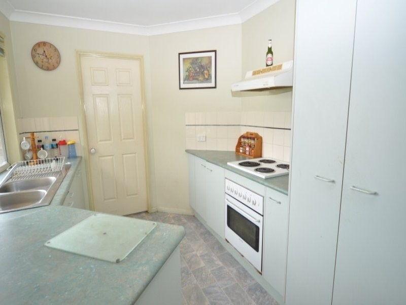 221 Universal Street, Oxenford QLD 4210