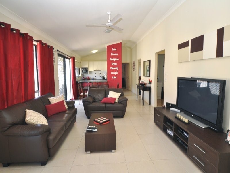 69/2 Anaheim Drive, Helensvale QLD 4212