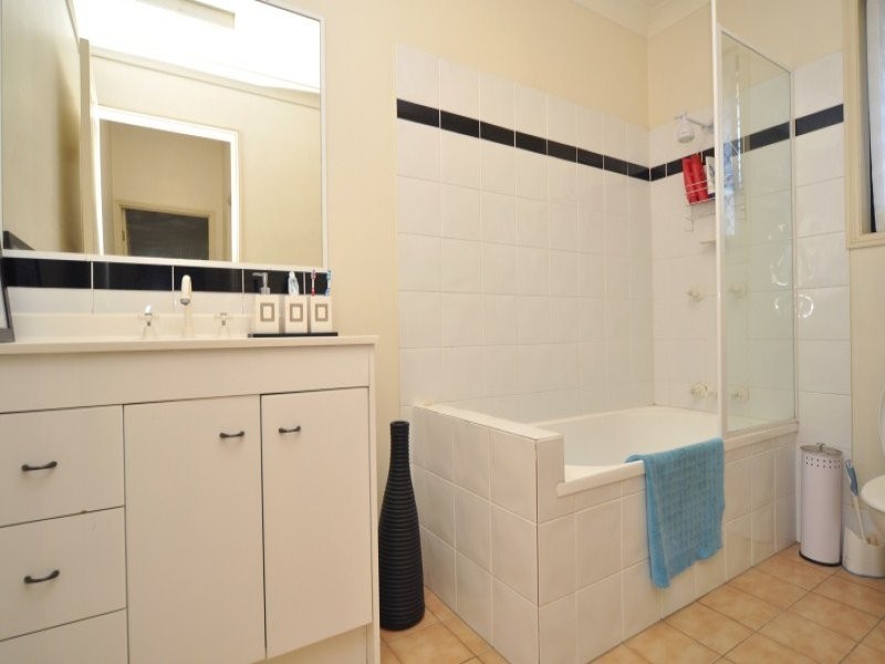 69/2 Anaheim Drive, Helensvale QLD 4212
