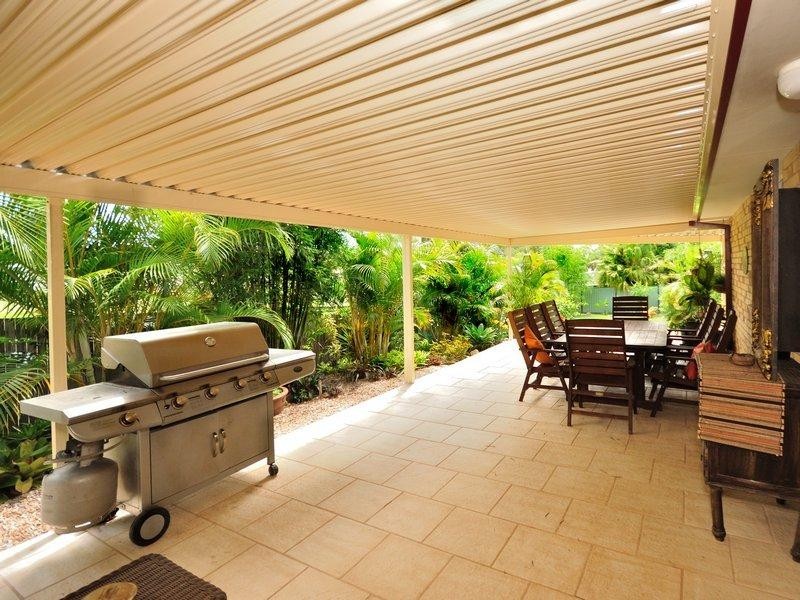 6 Penrith Court, Helensvale QLD 4212
