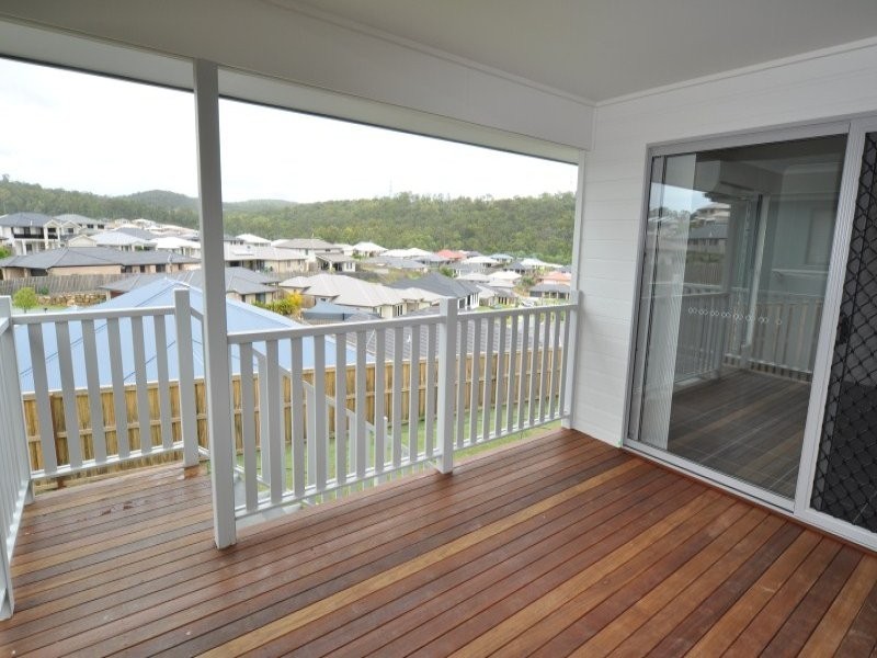 65 Diamantina Circuit, Pacific Pines QLD 4211