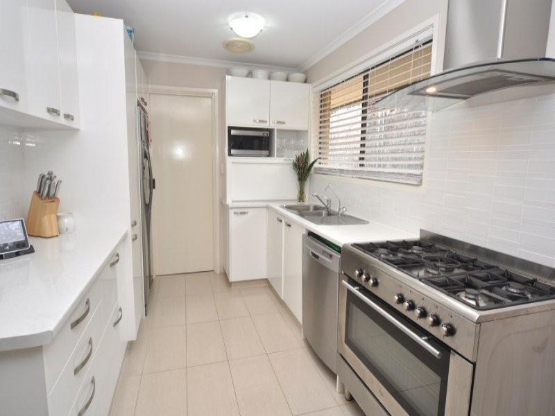 6 Jesmond Road, Helensvale QLD 4212
