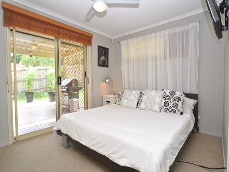 6 Jesmond Road, Helensvale QLD 4212