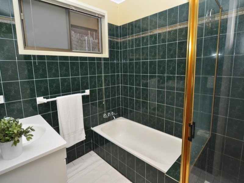 6 Jesmond Road, Helensvale QLD 4212