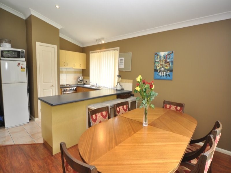 110 Serafina Drive, Helensvale QLD 4212