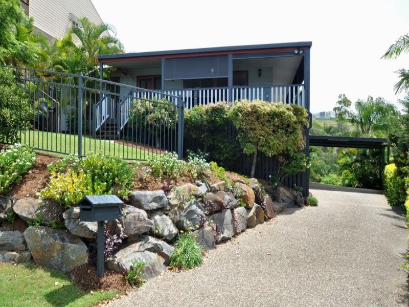 13 Windward Rise, Pacific Pines QLD 4211