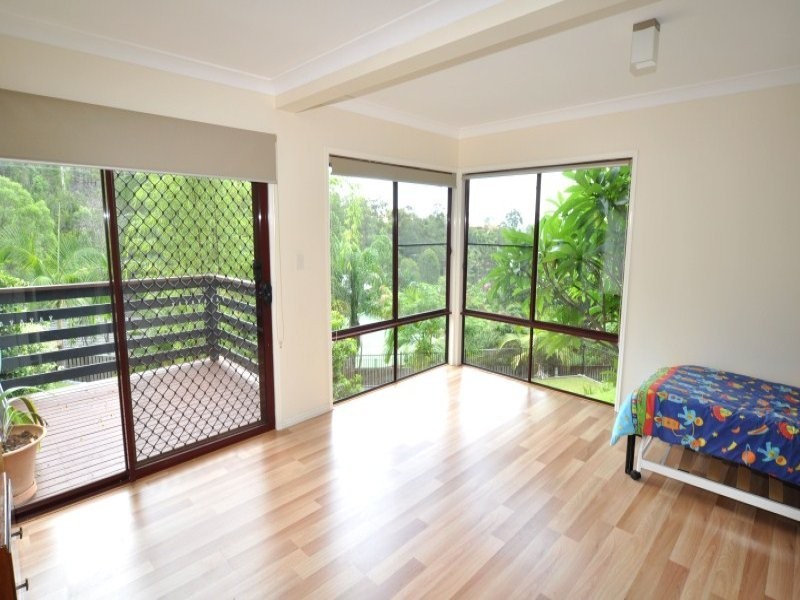13 Windward Rise, Pacific Pines QLD 4211