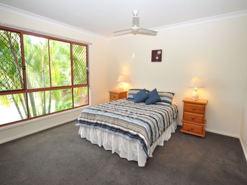 13 Windward Rise, Pacific Pines QLD 4211