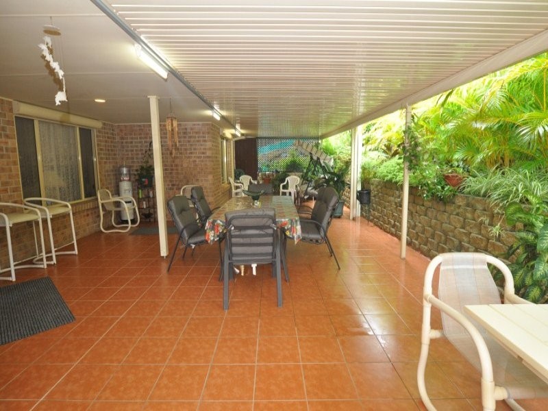 34 Easter Crescent, Pacific Pines QLD 4211