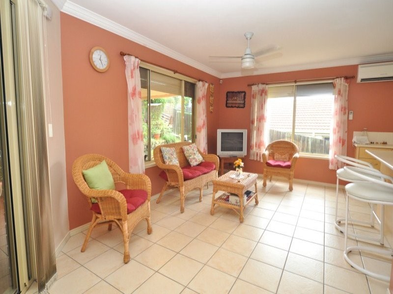 34 Easter Crescent, Pacific Pines QLD 4211