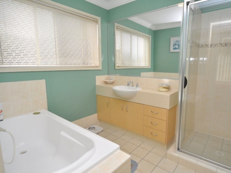 34 Easter Crescent, Pacific Pines QLD 4211