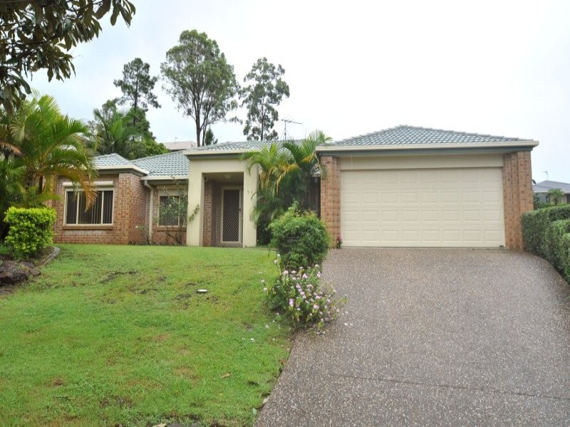 34 Easter Crescent, Pacific Pines QLD 4211