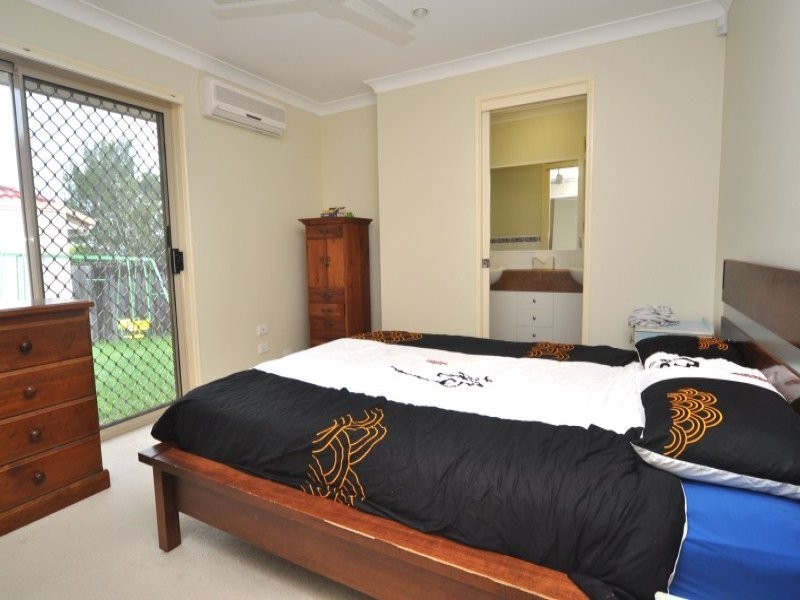 89 Lindfield Road, Helensvale QLD 4212