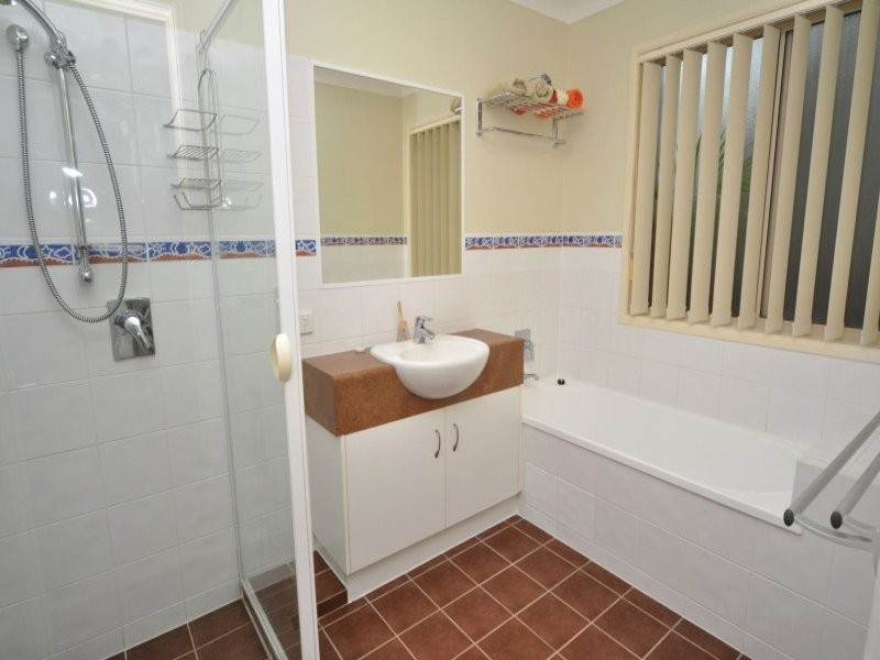 89 Lindfield Road, Helensvale QLD 4212