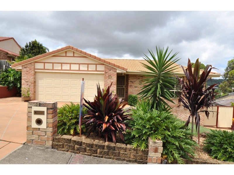 27 Palmerston Drive, Oxenford QLD 4210
