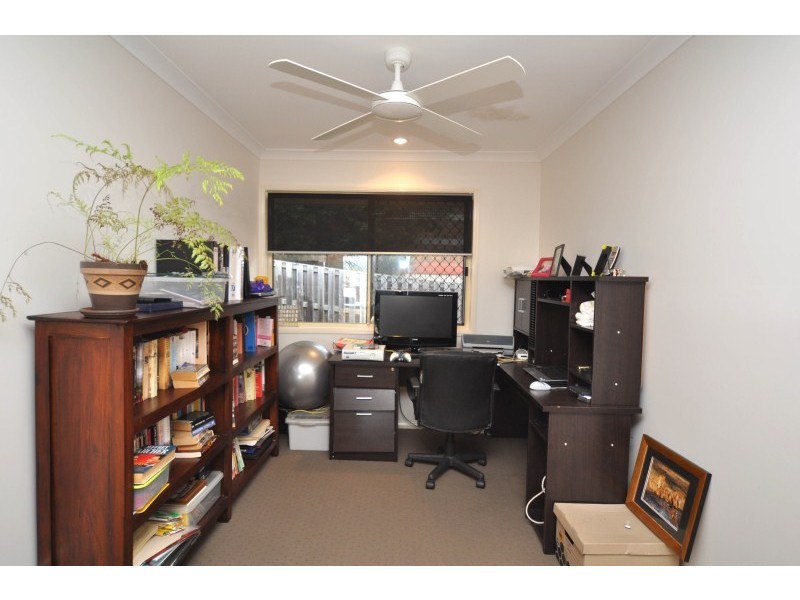 27 Palmerston Drive, Oxenford QLD 4210