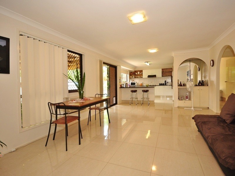 58 Parkes Drive, Helensvale QLD 4212
