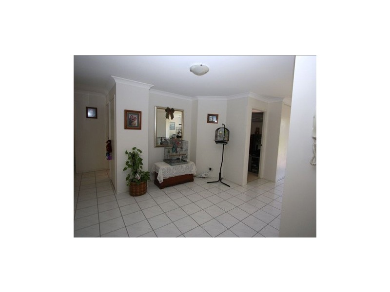 9/284 Oxley Drive, Coombabah QLD 4216