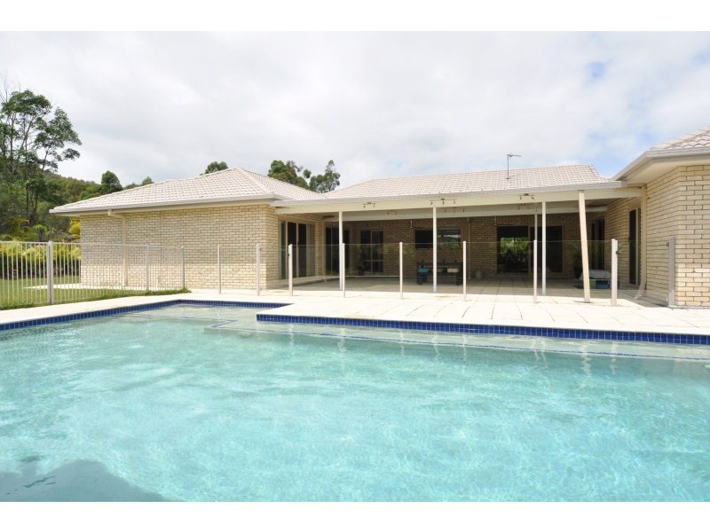 1 Willandra Court, Maudsland QLD 4210