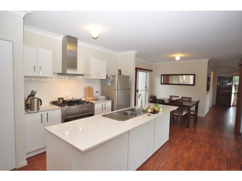 17 Garawarra Crescent, Upper Coomera QLD 4209