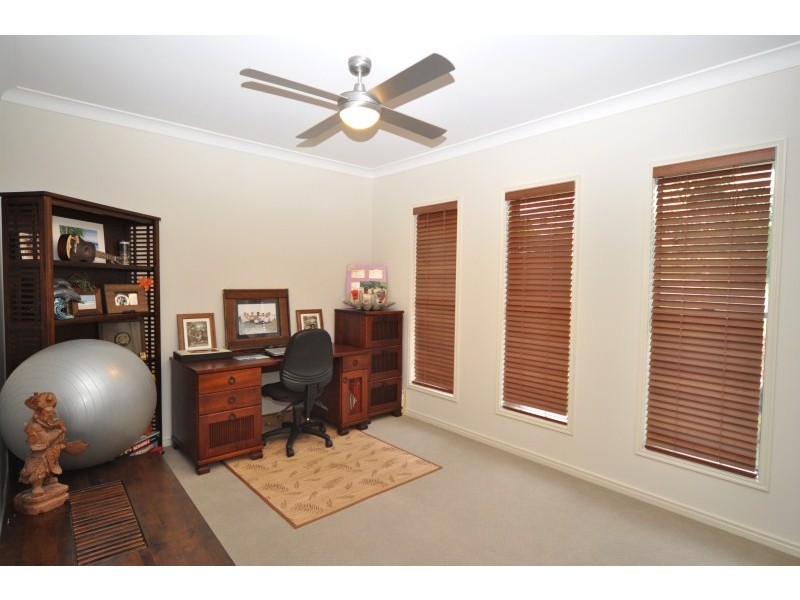 17 Garawarra Crescent, Upper Coomera QLD 4209
