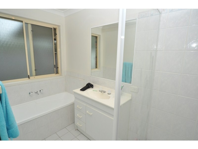 23 Trade Winds Drive, Helensvale QLD 4212