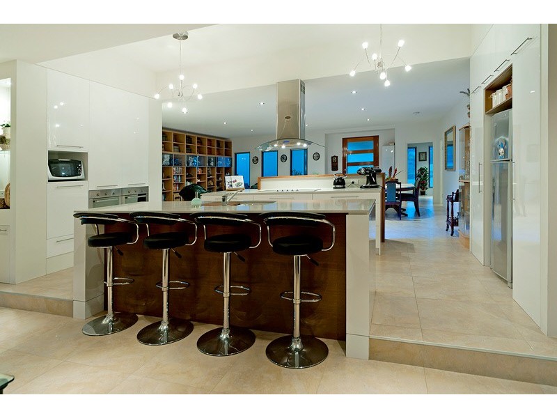 5 Narooma Place, Helensvale QLD 4212