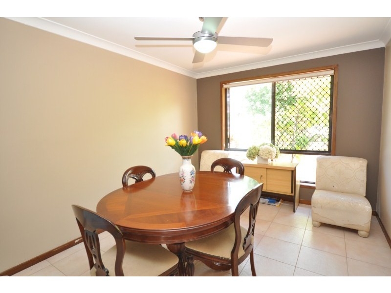 1 Midvale Place, Helensvale QLD 4212