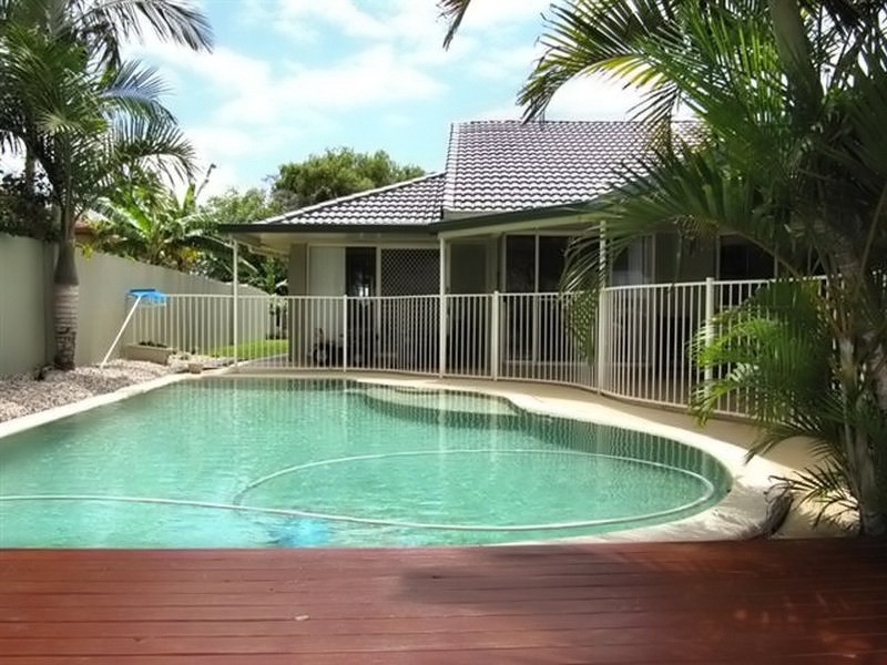 132 Monterey Keys Drive, Monterey Keys QLD 4212