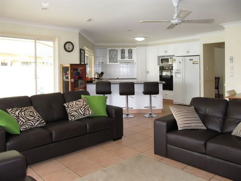 132 Monterey Keys Drive, Monterey Keys QLD 4212