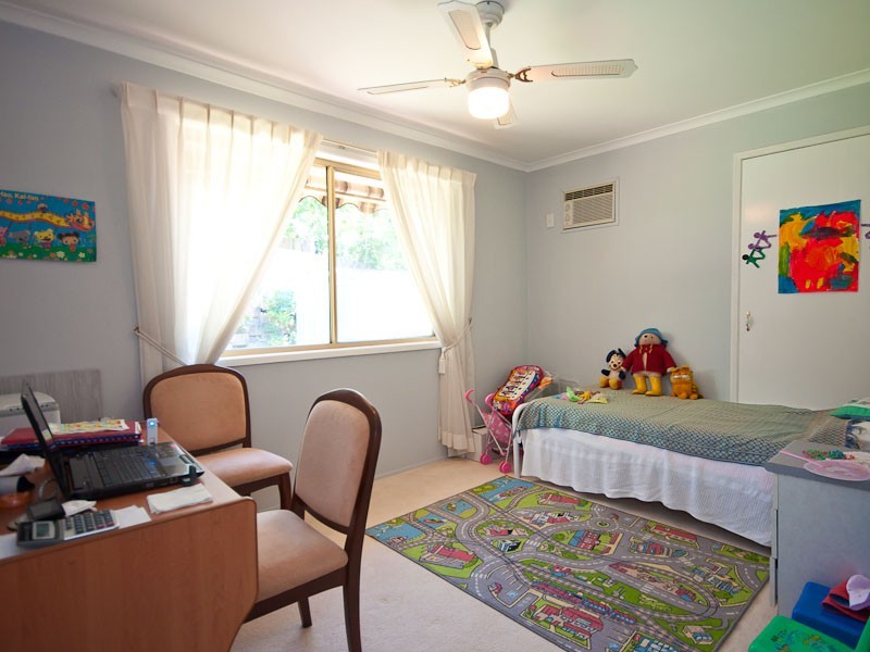 52 Studio Drive, Oxenford QLD 4210