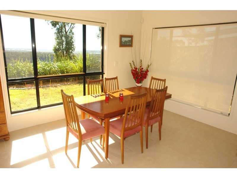 2 Zenith Crescent, Pacific Pines QLD 4211