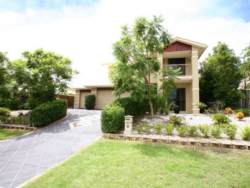37 Hillary Circuit, Pacific Pines QLD 4211