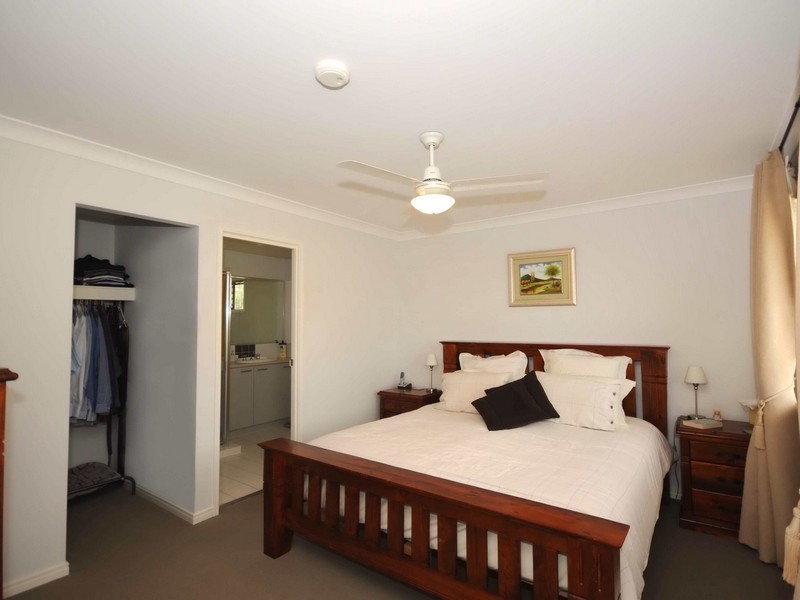 33 Goldcrest Drive, Upper Coomera QLD 4209