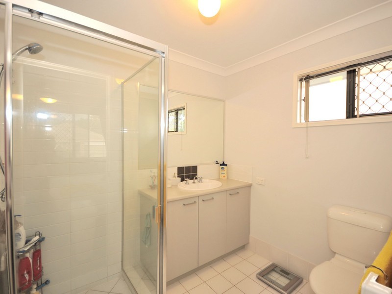 33 Goldcrest Drive, Upper Coomera QLD 4209
