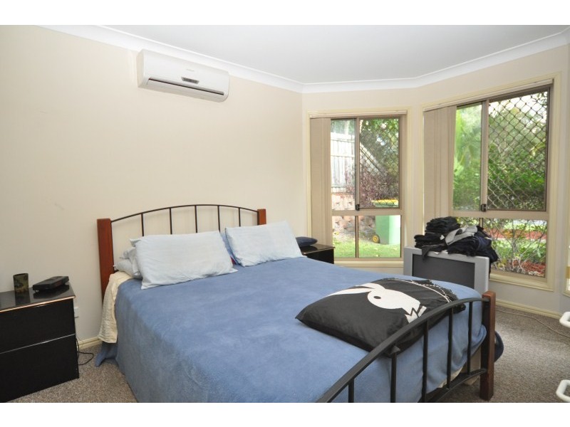 163 Greenacre Drive, Arundel QLD 4214